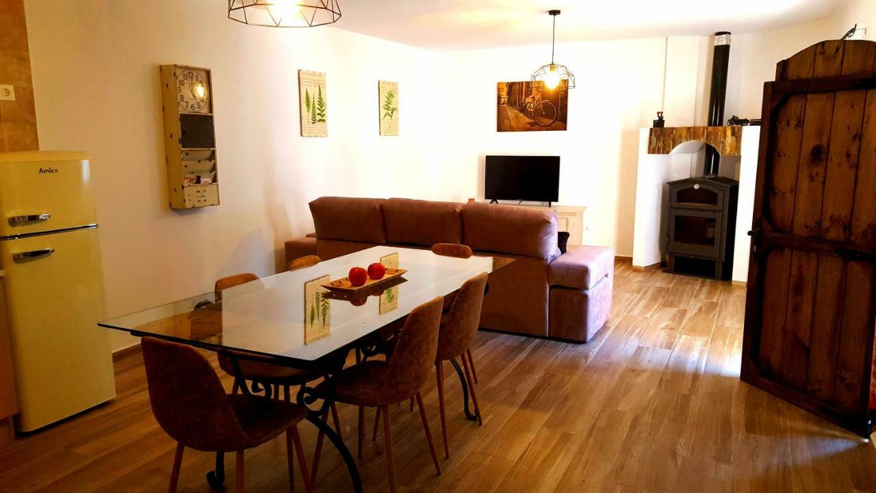 Casas Rurales Almoguer Frailes Exterior photo