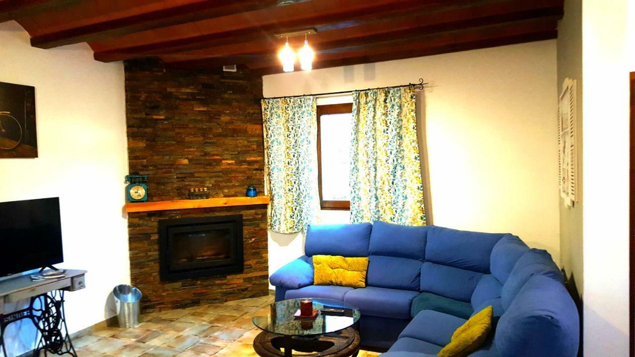 Casas Rurales Almoguer Frailes Exterior photo